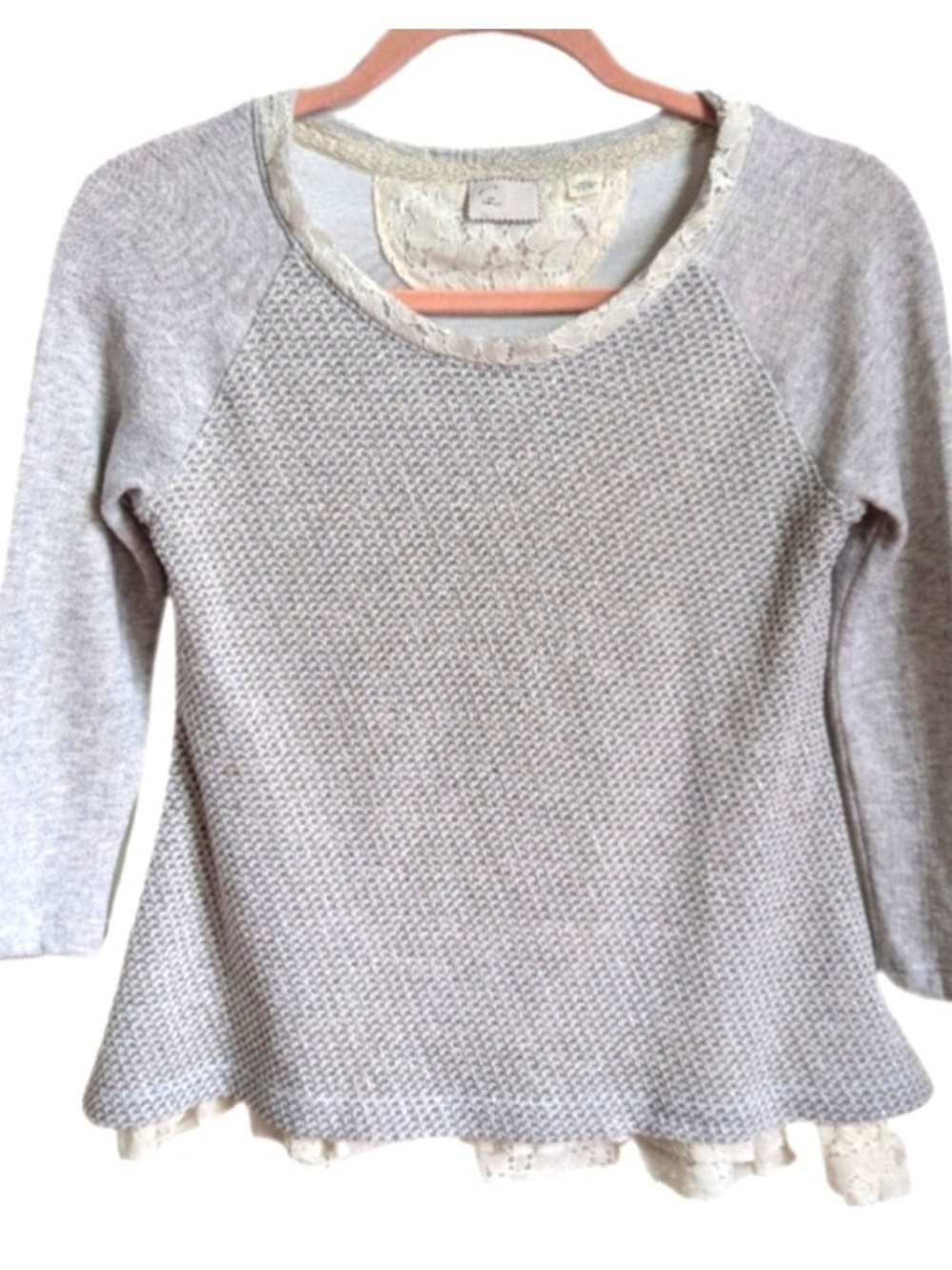 ANTHROPOLOGIE
POSTMARK Grey Cream Knit Lace Dainty Preppy Top